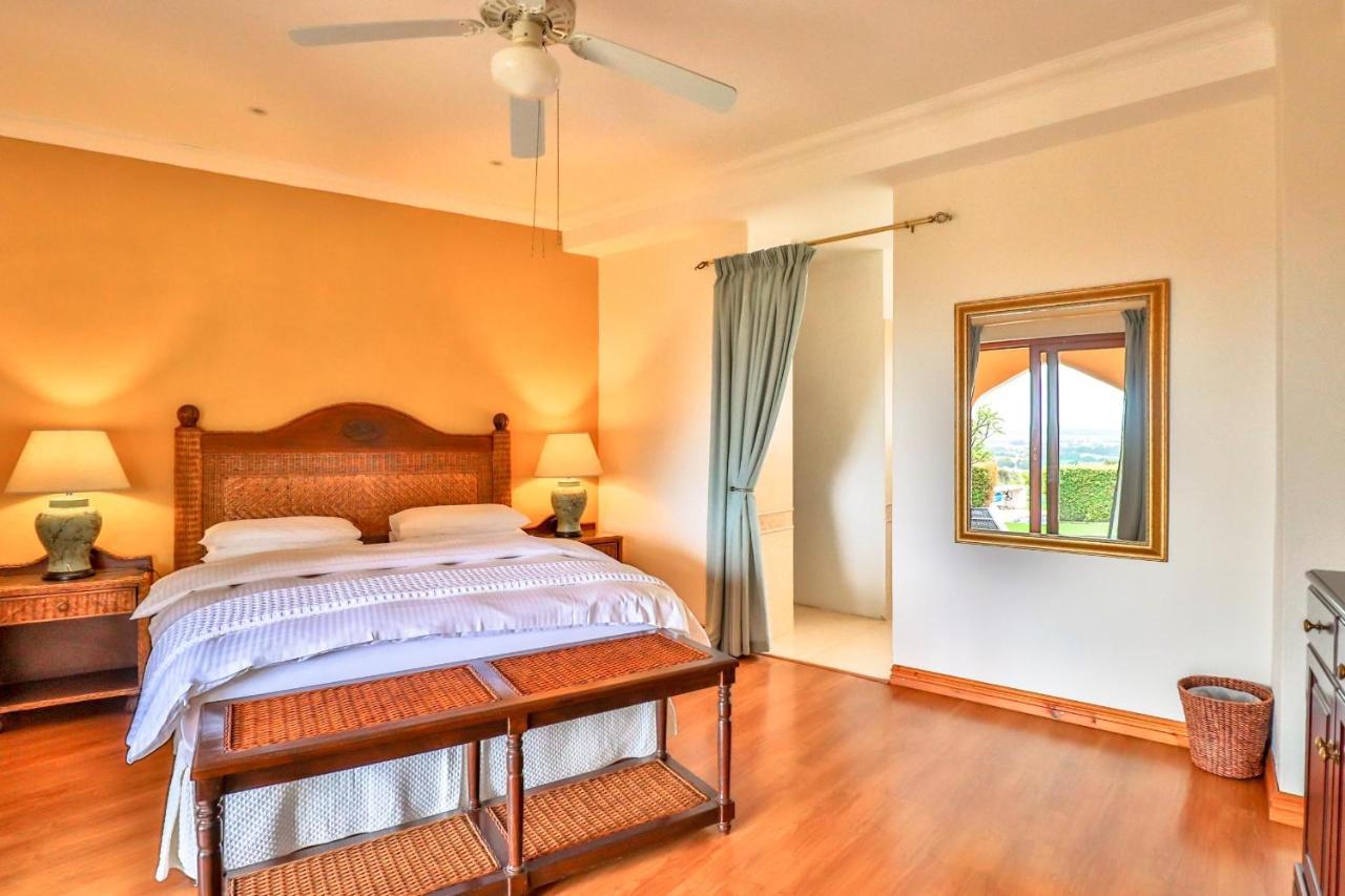 Apricot Gardens Guesthouse Gordonʼs Bay Esterno foto