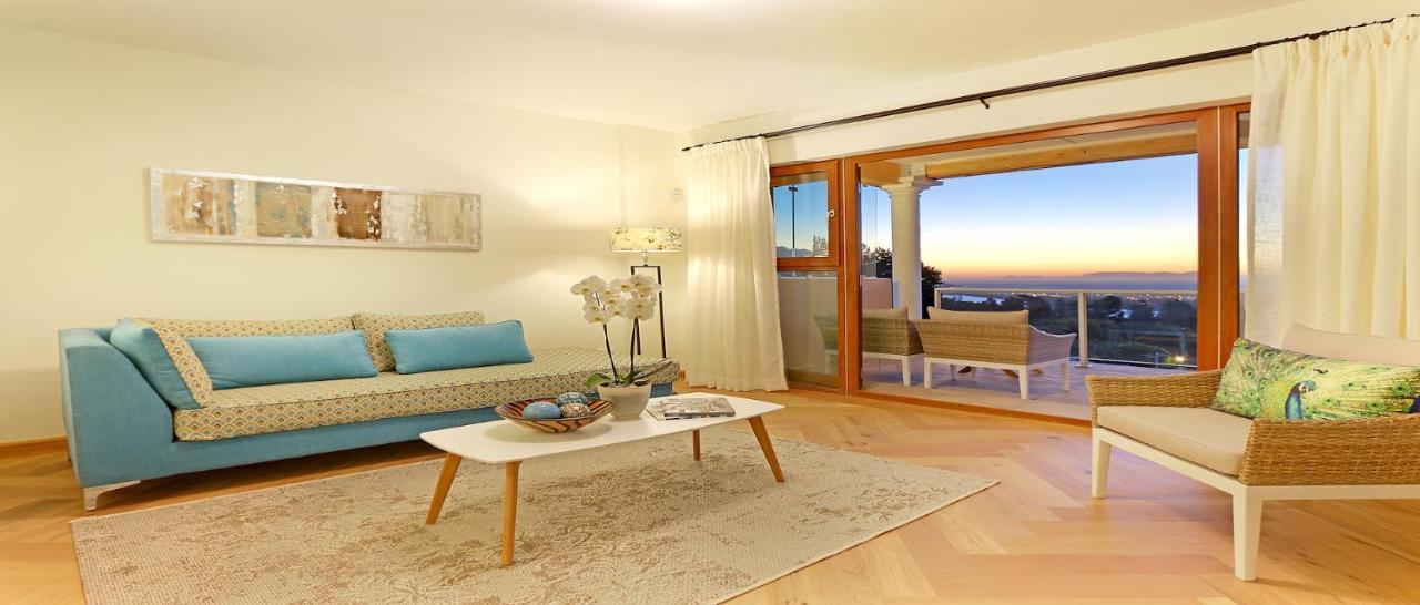Apricot Gardens Guesthouse Gordonʼs Bay Esterno foto